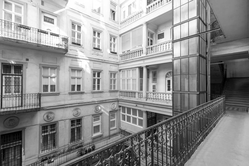 Apartmán Sweet Dreams At Oktogon Downtown Budapešť Exteriér fotografie